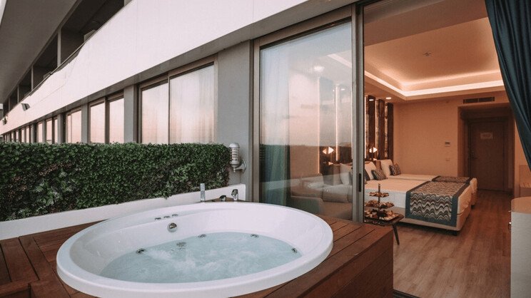 Premium Terrace Room